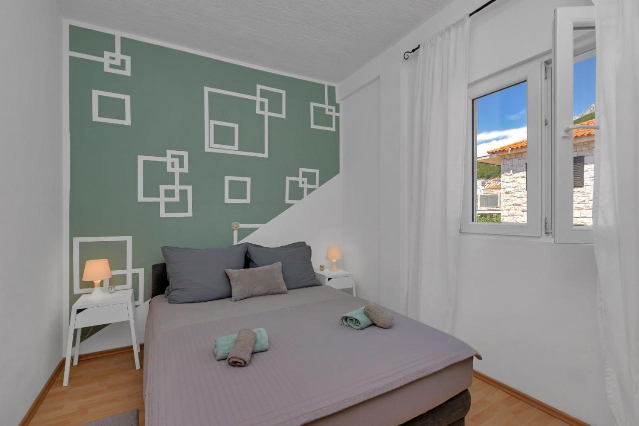 Apartmani Luna Baška Voda Exteriör bild
