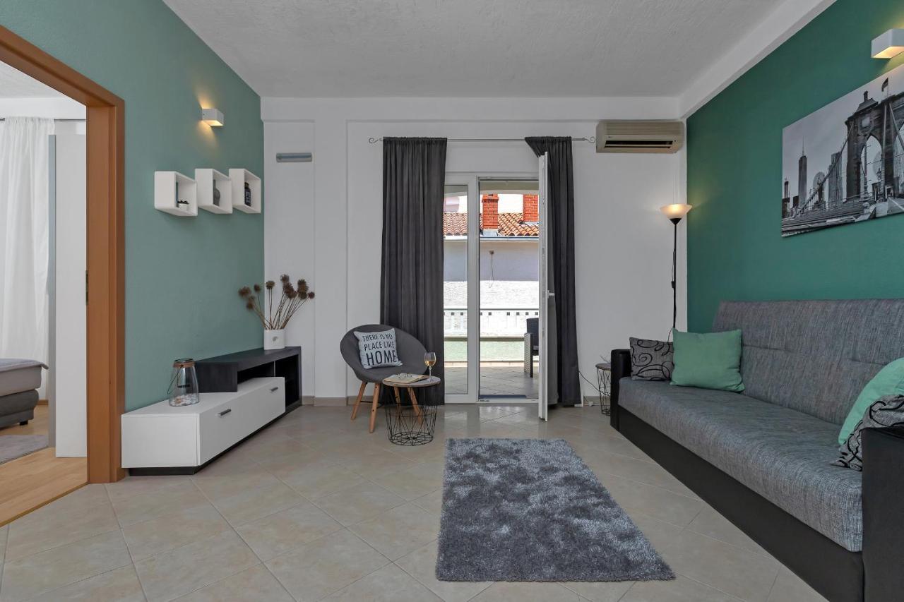 Apartmani Luna Baška Voda Exteriör bild