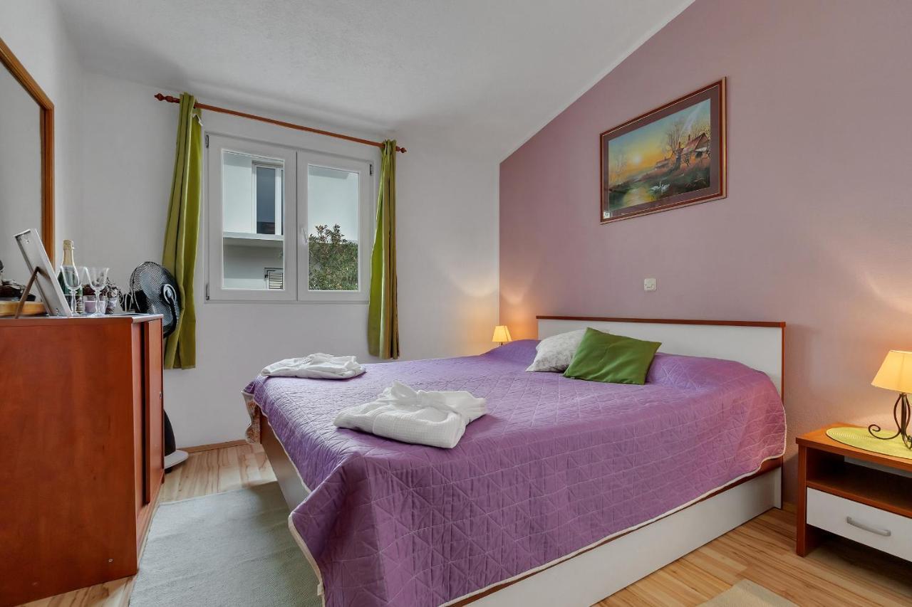 Apartmani Luna Baška Voda Exteriör bild